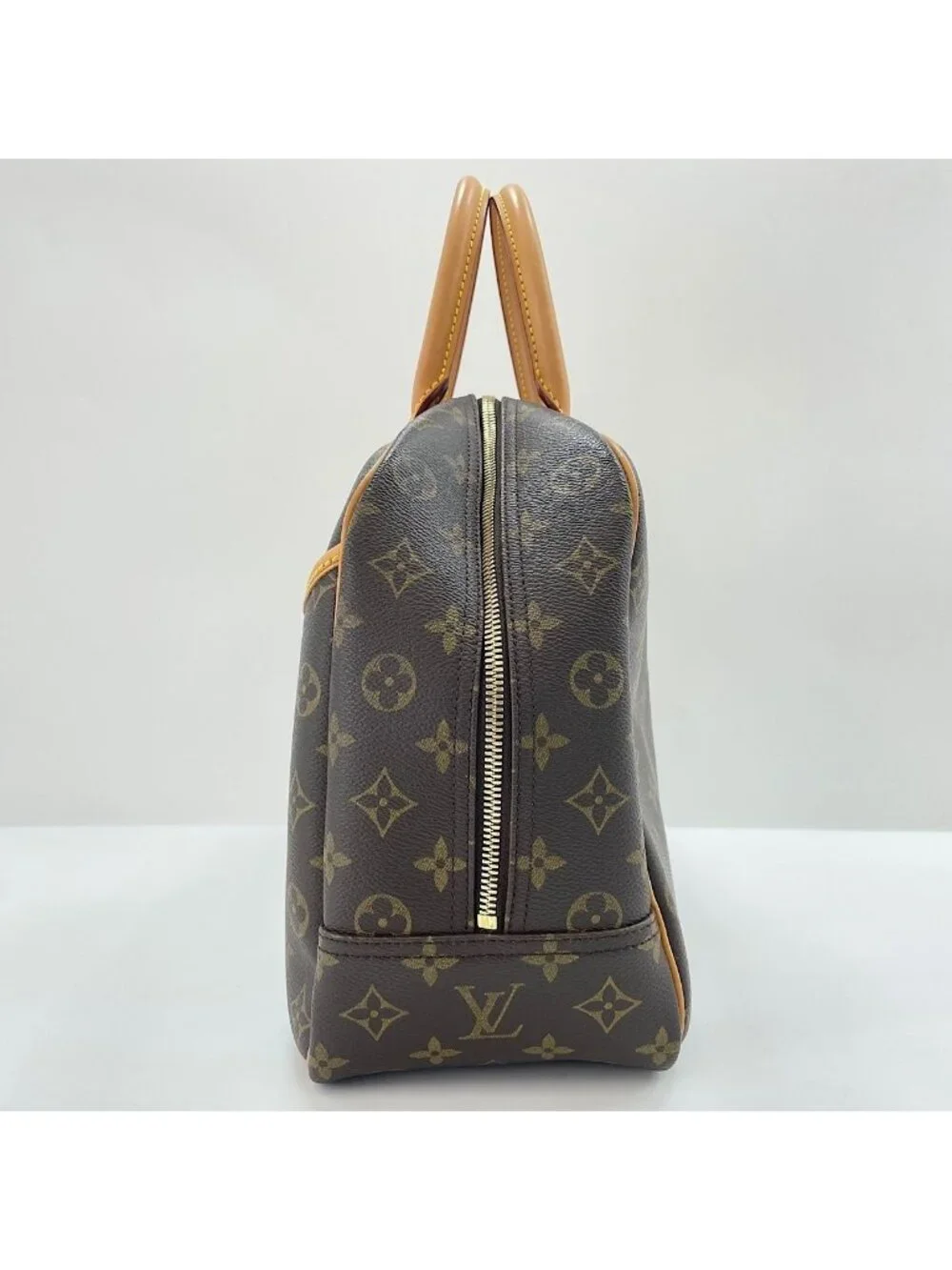 Louis Vuitton Handbag Deauville